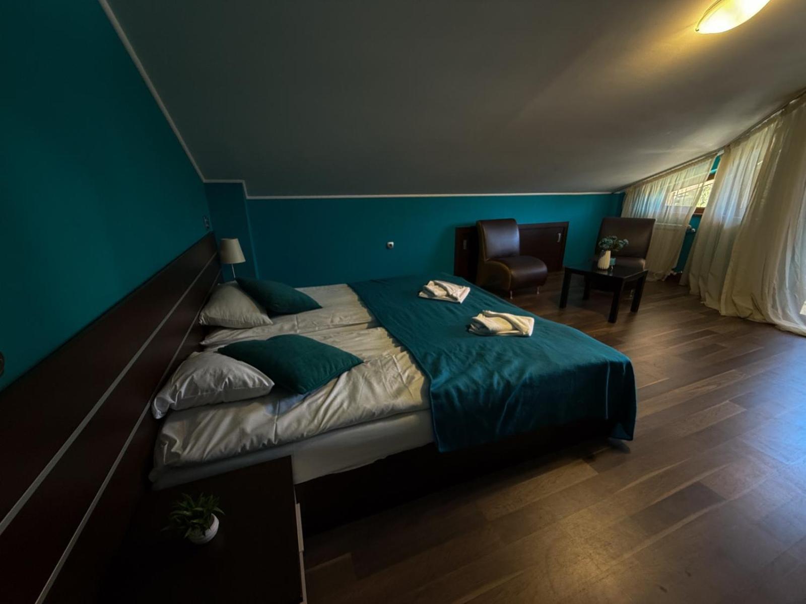 Hotel Iceberg Borovets Exterior photo